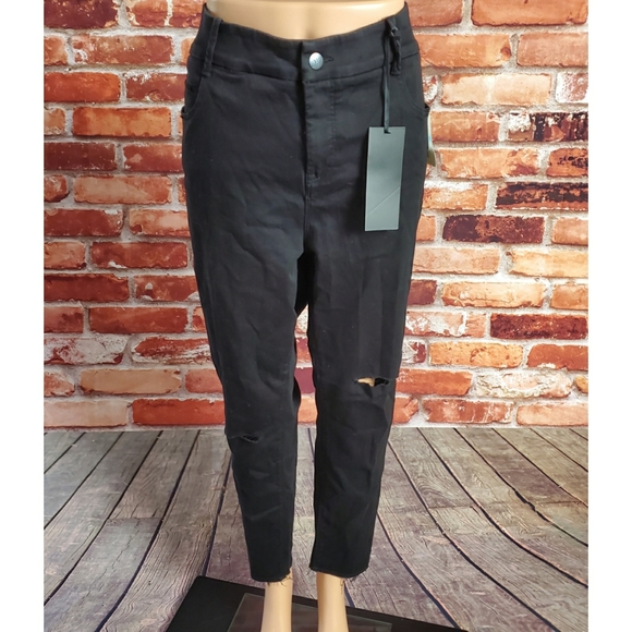 YSJ Black Frayed Hem Skinny Jeans Size 20W NWT - Picture 2 of 4